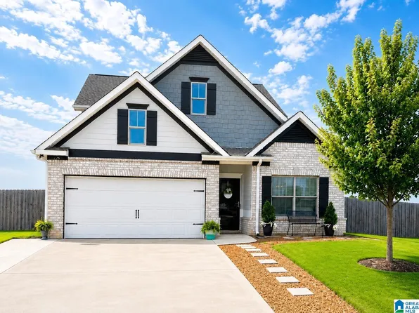 3175 Boardwalk Ln, Pell City, AL 35128