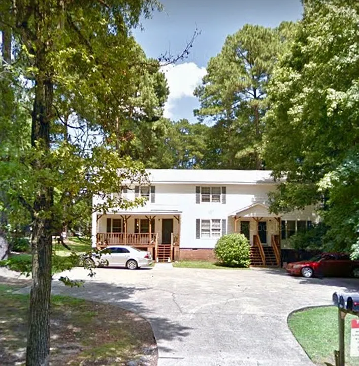 117 E Circle Dr