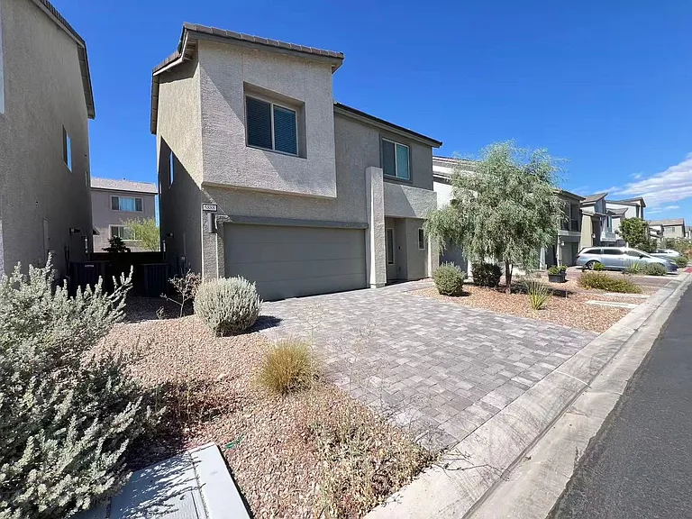 5888 Becklow Gardens Ave — Photo 3