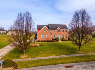 204 Fox Hollow Dr, Butler, PA 16001