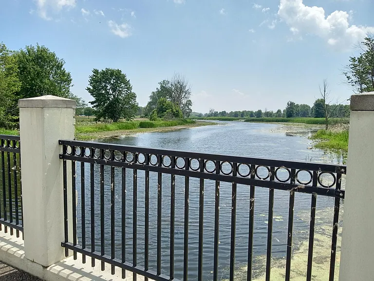 20113 Huron River Dr — Photo 23