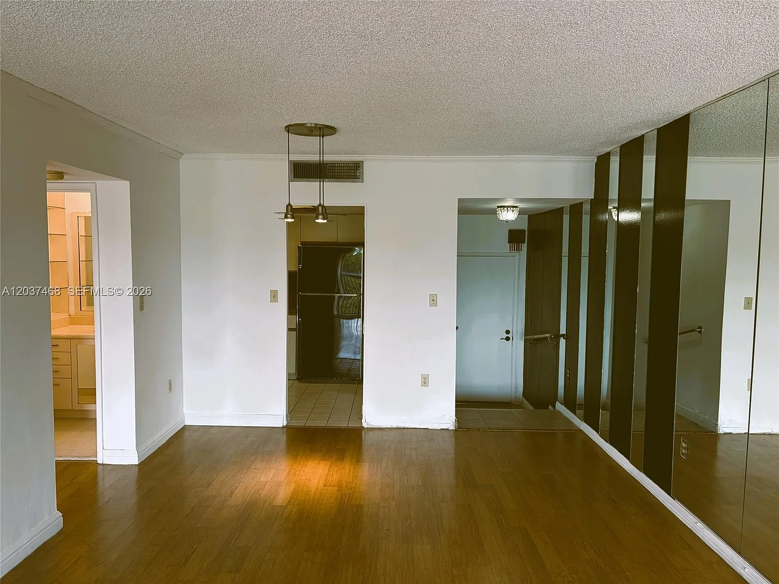 Fernwoods Condo No 1 — Photo 3
