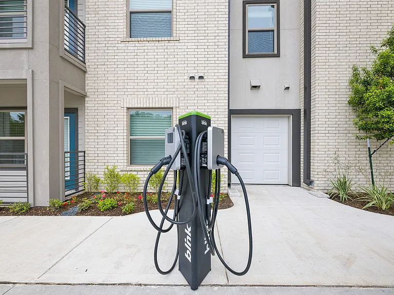 Define Living at Brittmoore — Photo 13