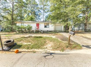 304 Keith Dr, Warner Robins, GA 31093