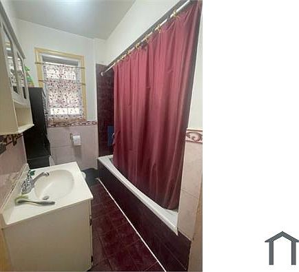 2nd image of 10025 93rd Ave #1