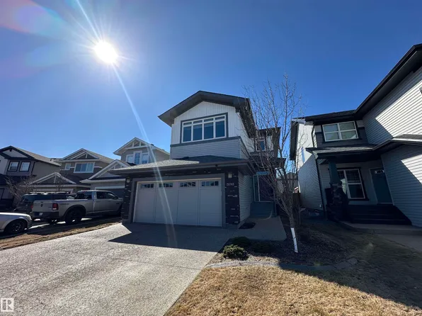 20741 98a Ave NW, Edmonton, AB T5T 7G2