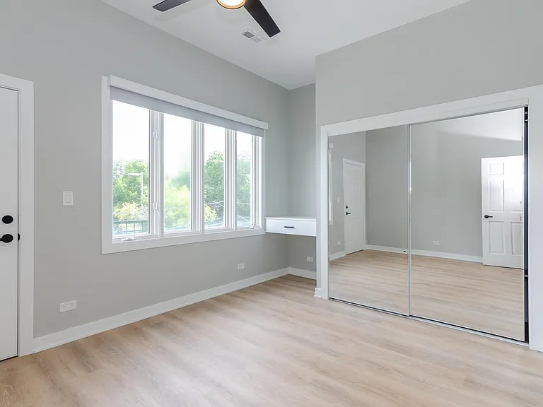 1104 W Taylor St #2R — Photo 9