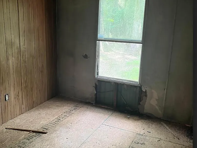 1648 Folly Rd #6 — Photo 2