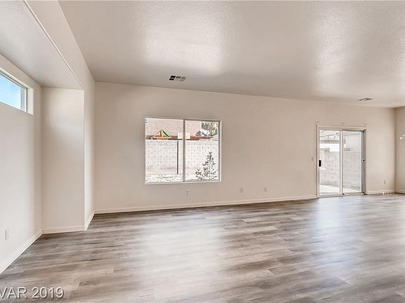 4th image of 4076 Amistad Ct