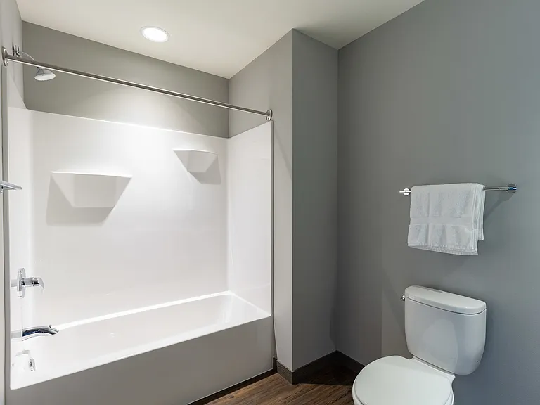 3 Bed / 2 Bath - Bathroom