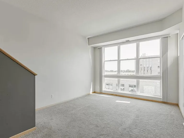 2650 University Ave W #307 — Photo 7