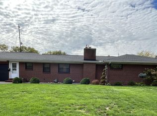 1930 Lake Michigan Dr NW, Grand Rapids, MI 49504