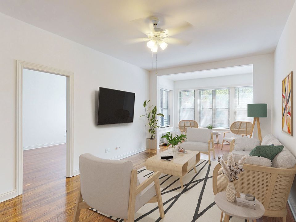 Dining/Living room