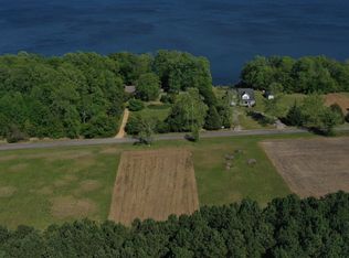 214 Chowan Shores Dr, Colerain, NC 27924