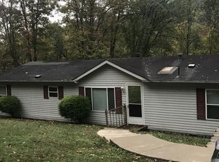 1063 Jefferson St SE, Lumberport, WV 25177
