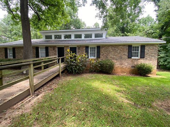 663 Maplewood Ln