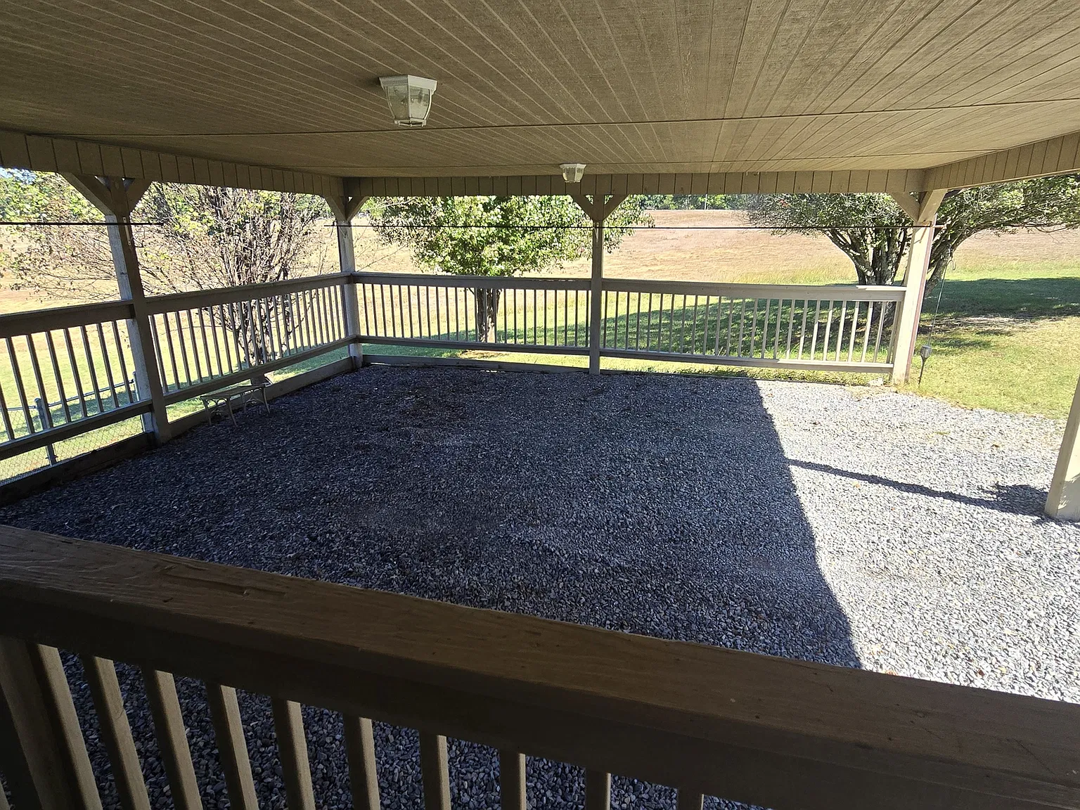 3 bed, $2,000 — Photo 2