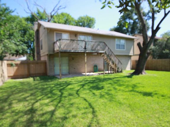 3rd image of 18119 Autumn Trails Ln