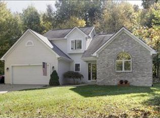 4687 Walkers Ridge Rd, Kalamazoo, MI 49009