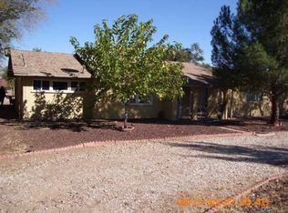 15054 Rodeo Rd, Hesperia, CA 92345