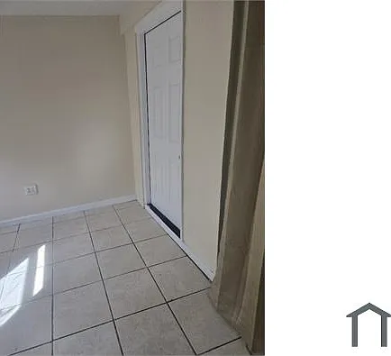 522 N 70th Way — Photo 38