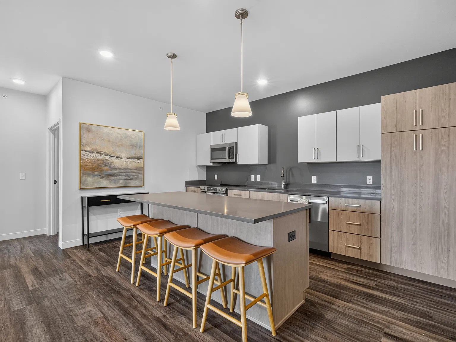 Confluence Apartments — Photo 1