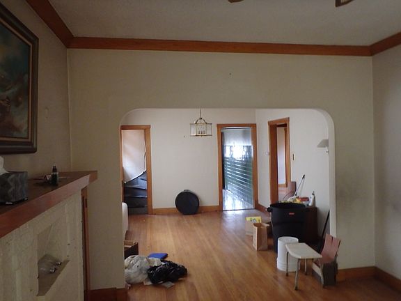 4th image of 5540 S Christiana Ave