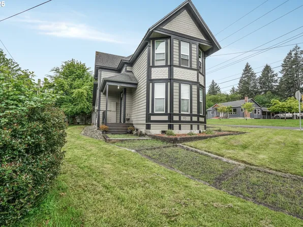 95 SW 7th St, Clatskanie, OR 97016