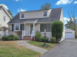 457 4th Ave, Garwood, NJ 07027