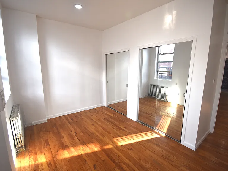 145 Smith St #1 — Photo 5