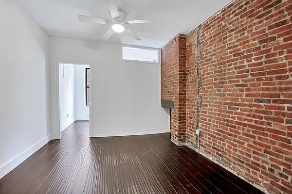 Rented by Douglas Elliman | media 14