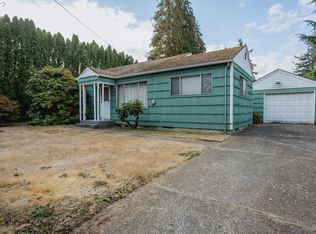 18452 SE Mill St, Portland, OR 97233