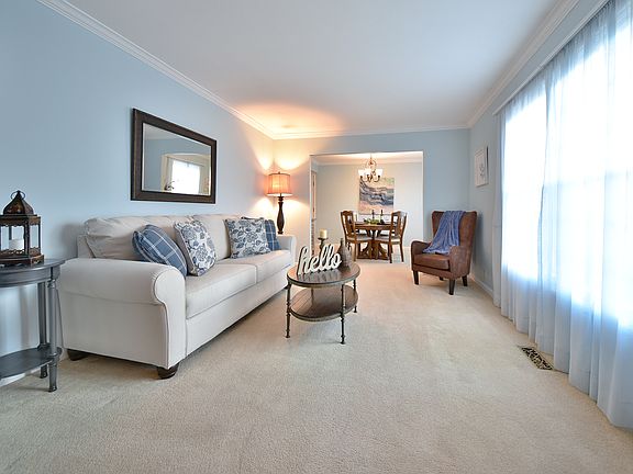 5th image of 2965 Churchill Dr