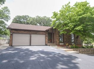6700 Farley Ave, Shawnee, KS 66203