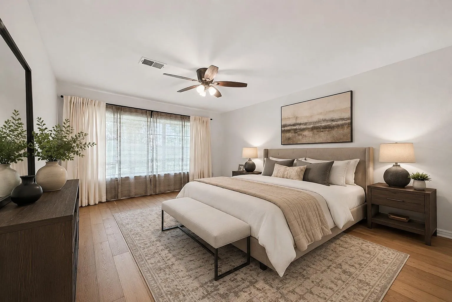 4 bed, 2.5 bath, 2800 sqft, $5,300 — Photo 3