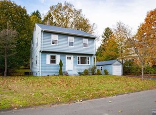 48 Fairview Ave, Closter, NJ 07624