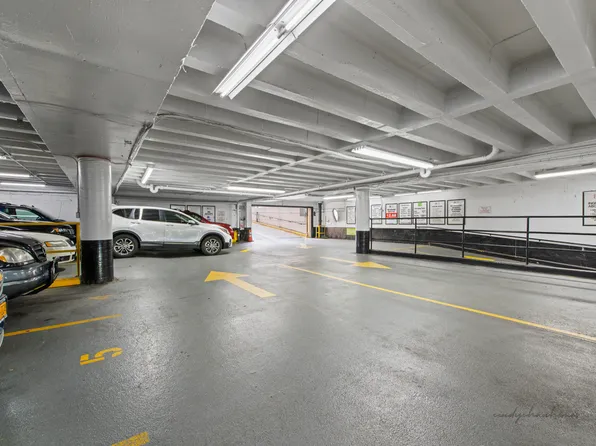 70-25 Yellowstone Boulevard image 20 of 21