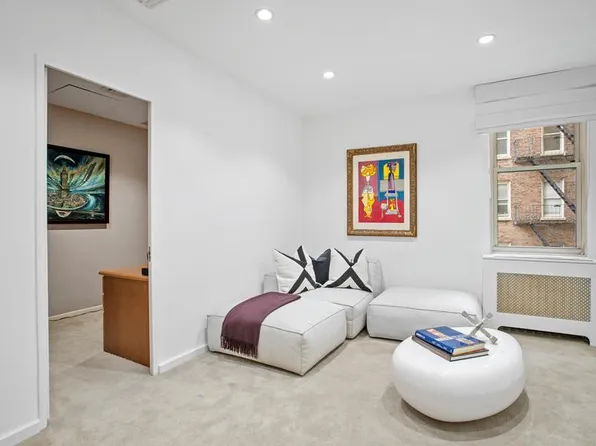 120 East End Avenue image 13 of 15