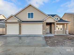 11101 White Oak Dr, Caldwell, ID 83607