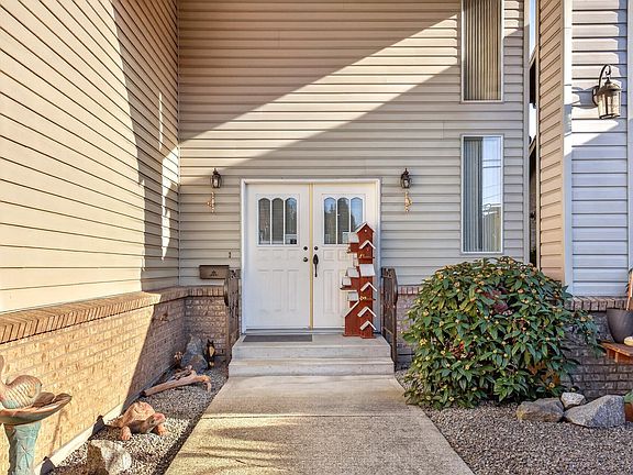 4th image of 20346 Wharf St
