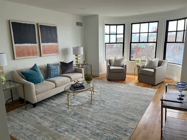 4 Charlesgate E APT 706, Boston, MA 02215