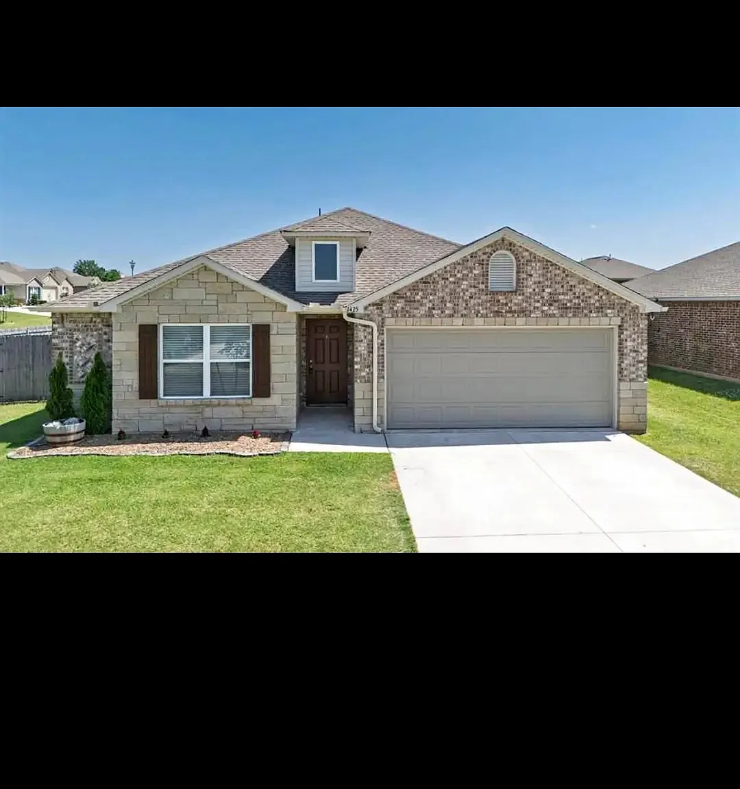 4 bed, 1691 sqft, $2,150 — Photo 1