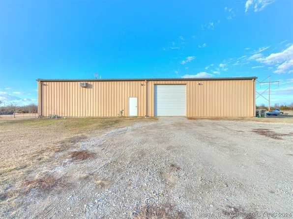 7513 E Oologah Dr, Oologah, OK 74053