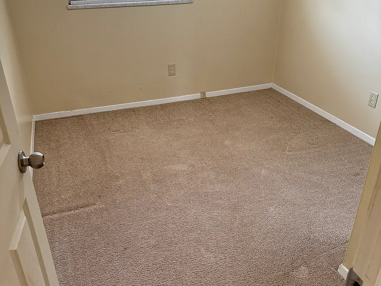 318 Belvue Dr — Photo 5