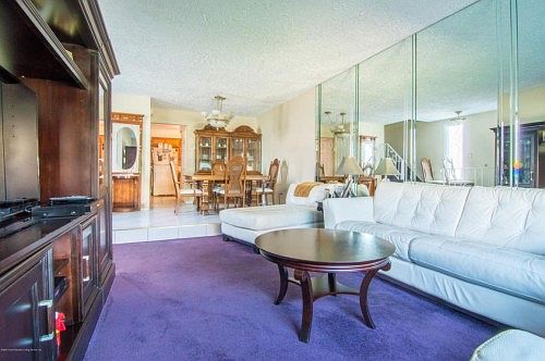 5th image of 291 Union Ave