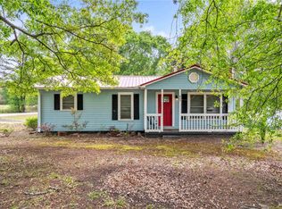 805 Cooley Bridge Rd, Pelzer, SC 29669