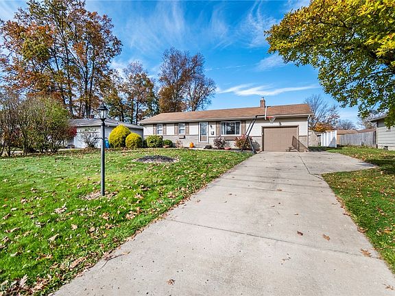 3rd image of 4656 Crabwood Dr