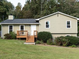 142 Cypress Cir, Carrollton, GA 30116