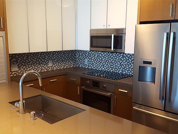 2nd image of 600 Ala Moana Blvd #3508