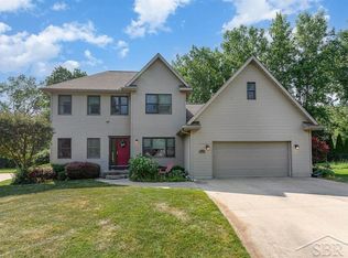 6009 Foxboro Ct, Midland, MI 48640